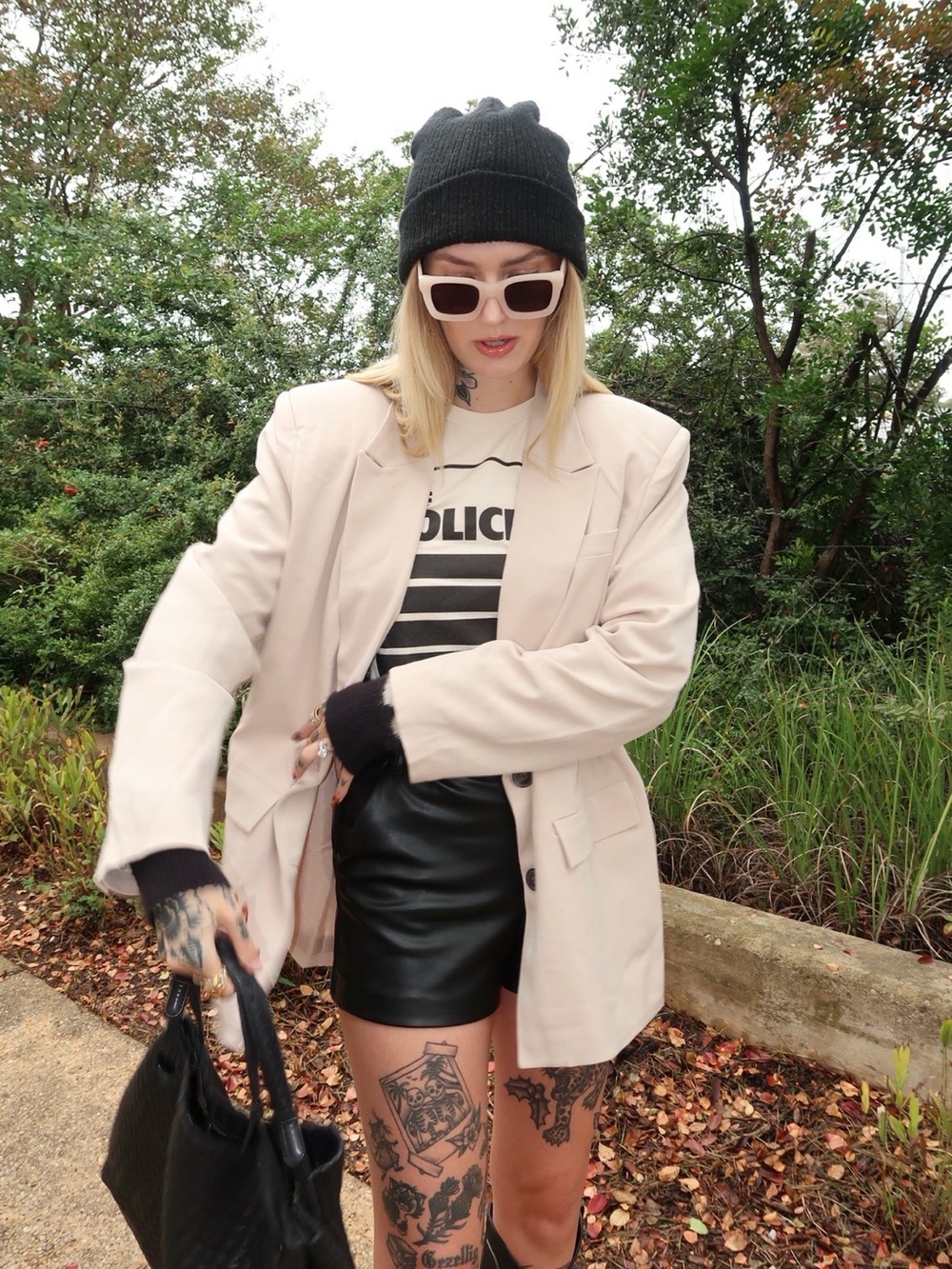 Black zara shorts